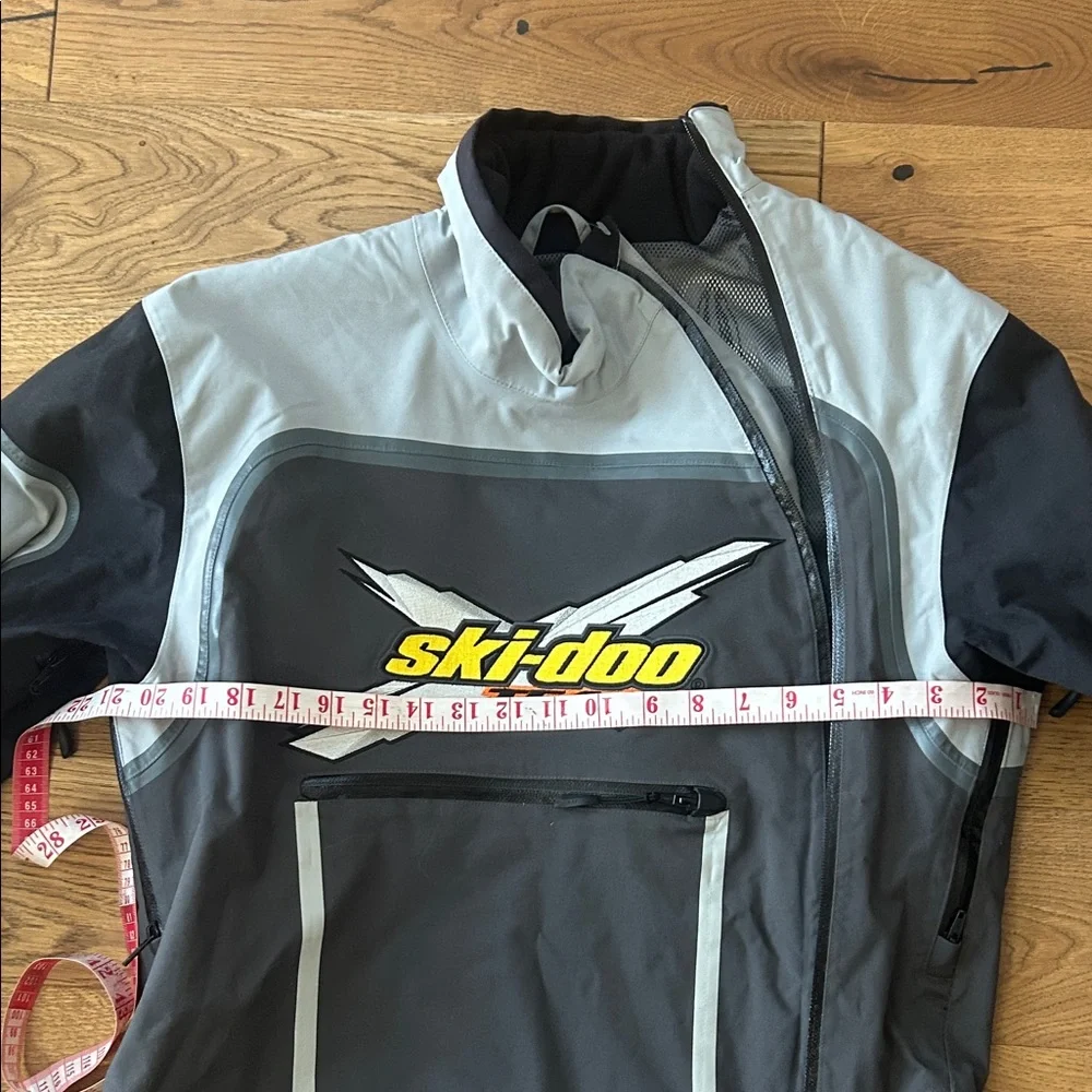 Women's Performance Skidoo Jacket wind break- Black and Gray - Picture 7 of 8